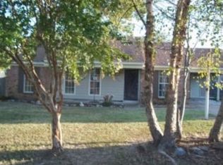 3865 Ivanhoe Dr, Horn Lake, MS 38637