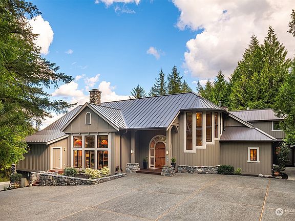 3rd image of 422 292nd Avenue NE