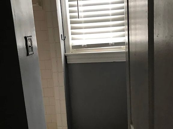 5th image of 6538 Tammy Ln