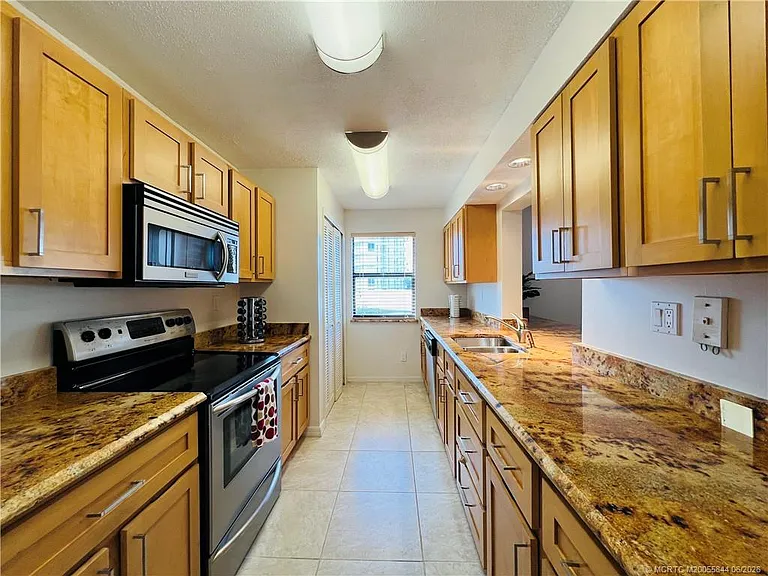 10044 S Ocean Dr #308 — Photo 9