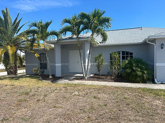 2nd image of 1810 SW 36th Ter