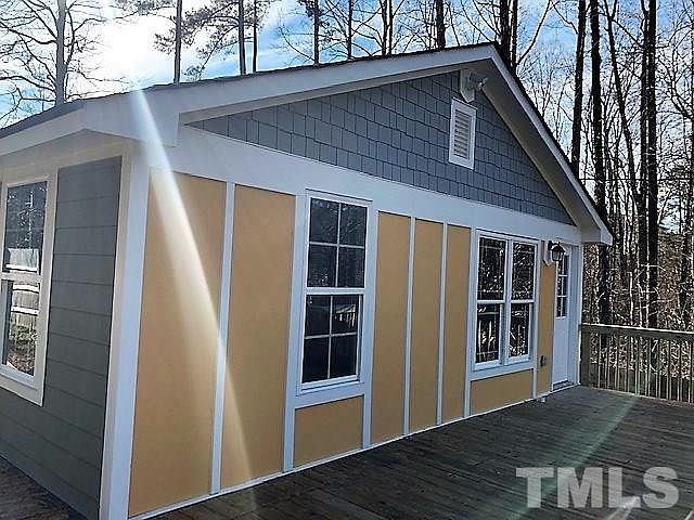 1st image of 2964 Carolyn Dr