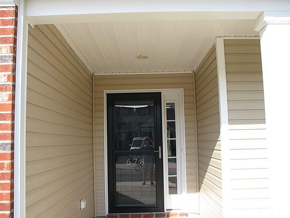 3rd image of 678 Breckinridge Dr