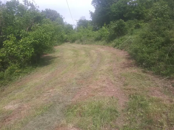 71 Sullivans Bend Rd, Elmwood, TN 38560