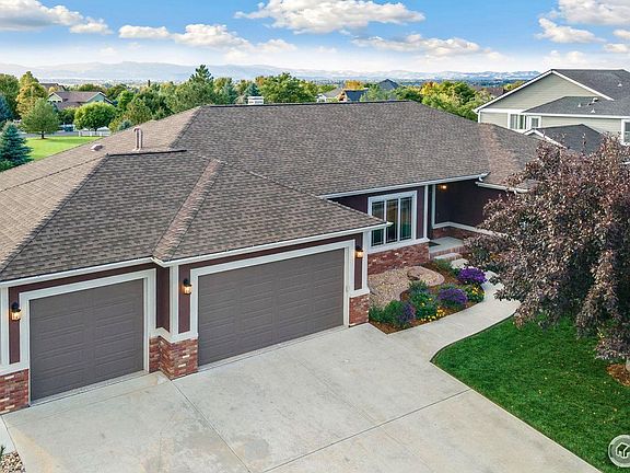 3rd image of 8175 Admiral Dr