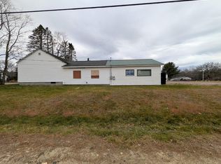 1036 Meadow Rd, Casco, ME 04015