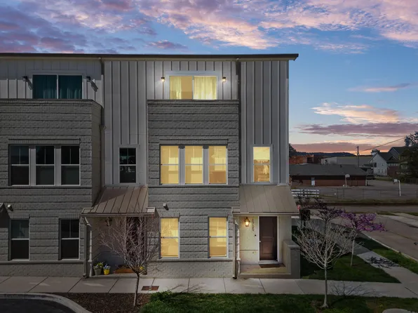 1705 Adams St, Chattanooga, TN 37408