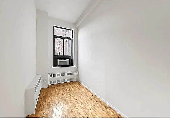 3rd image of 239 Park Ave S APT 2B