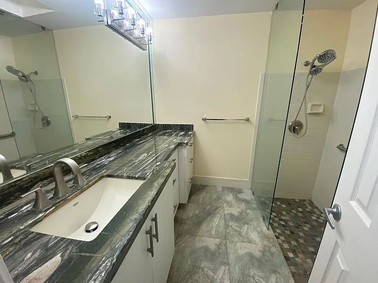 3090 S Oakland Forest Dr #1901 — Photo 7