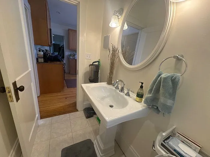 7 Lewis St #1 — Photo 14