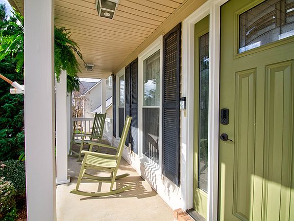 4th image of 3410 E Henderson Way
