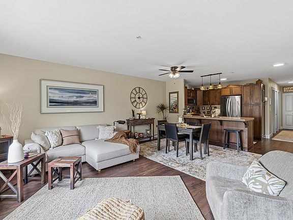 5th image of 4442 Hedgestone Pl #202