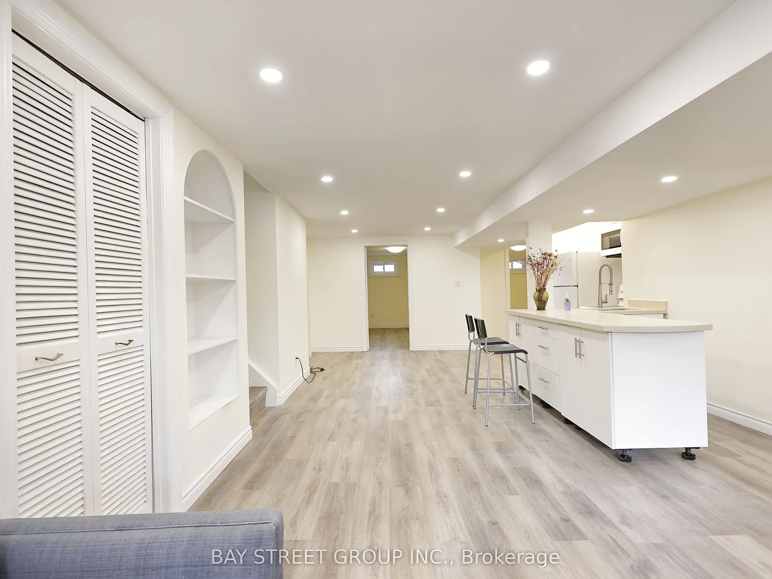2 bed, $1,800 — Photo 3