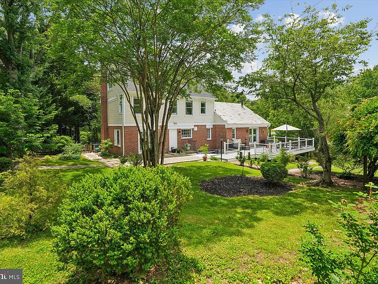 1305 Key Dr — Photo 55