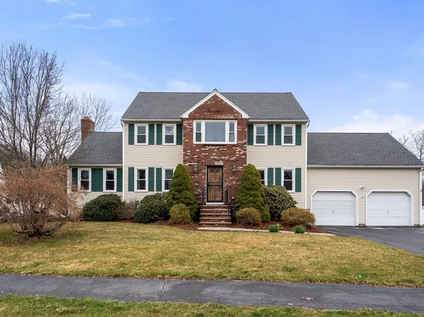 15 Rollie Shepard Dr, Millbury, MA 01527