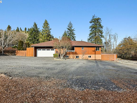 2nd image of 6572 Reservoir Rd