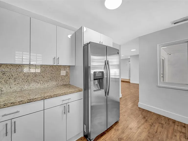 15010 NE 7th Ave #0 — Photo 17