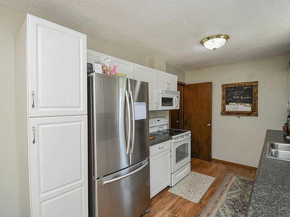 5th image of 5821 W 50th St