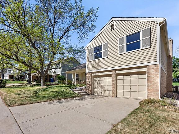 4th image of 6933 S Olive Way