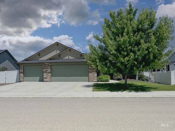 349 Syringa Springs Dr, Fruitland, ID 83619
