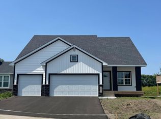 249 15th St, Farmington, MN 55024