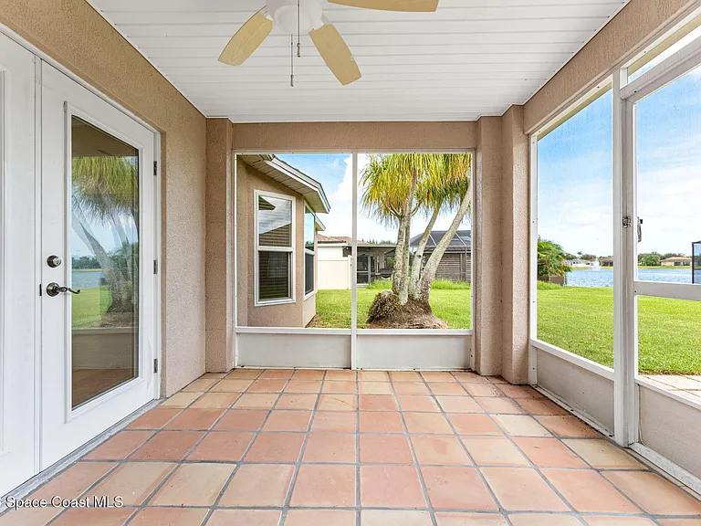 1622 Laramie Cir — Photo 26