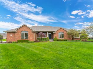 18745 S Palomino Dr, Shorewood, IL 60404
