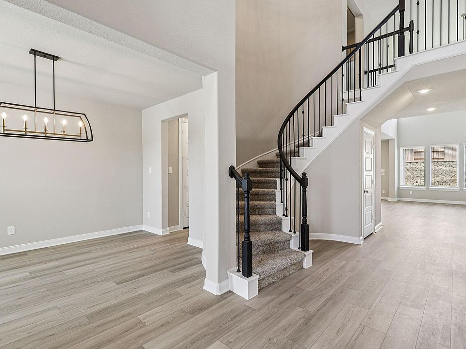 1st image of 2831 Clapbread Ln