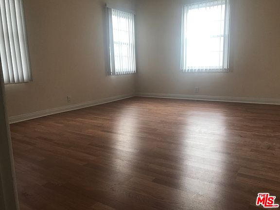 3rd image of 3415 W Adams Blvd