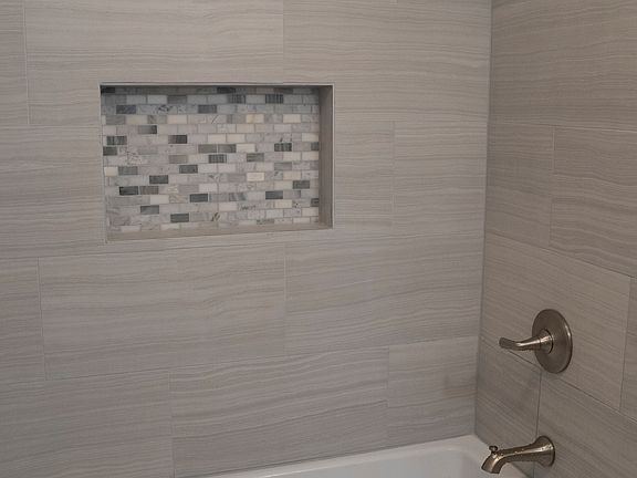 4th image of 94 Gardenia Dr #B