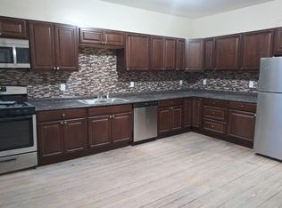 213 3rd Ave #1L, Woonsocket, RI 02895