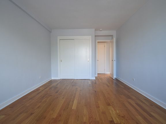 Pelham Parkway Terrace -Bedroom - MAT-05N