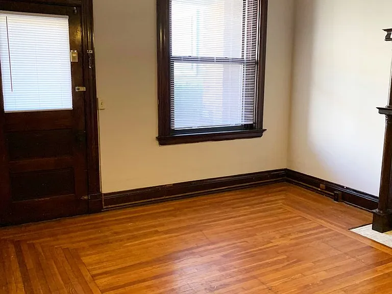 3241 Jefferson Ave — Photo 8