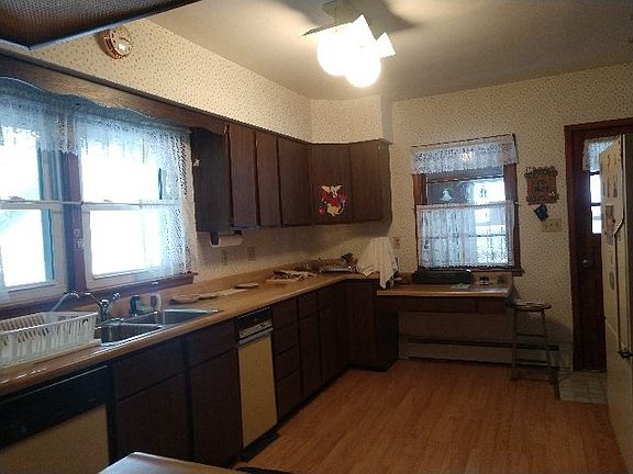 2nd image of 319 Minnesota Ave