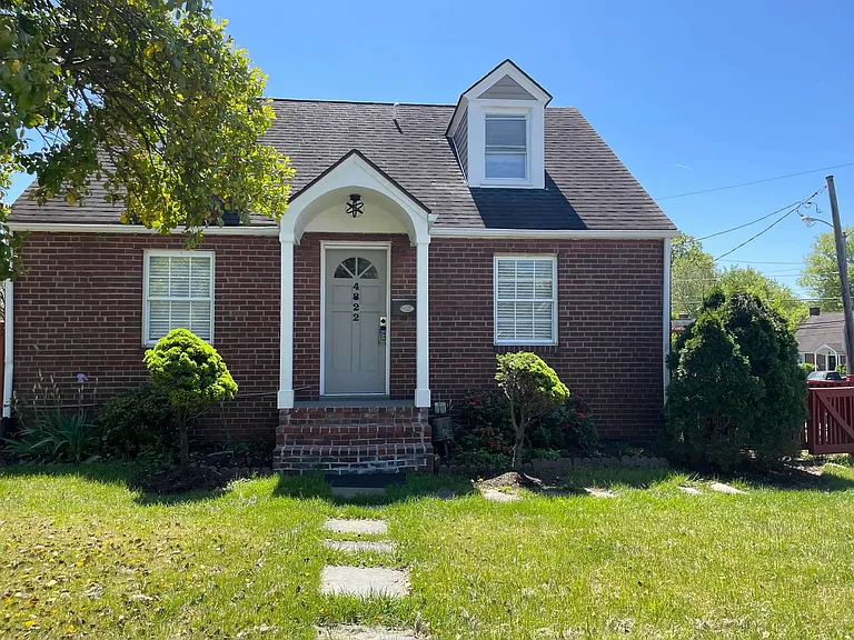 4822 Wilson Blvd — Photo 10