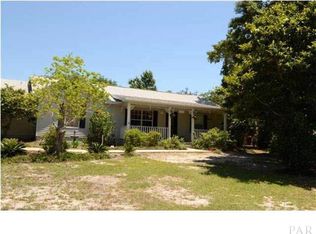 1630 Steven Dr, Gulf Breeze, FL 32563