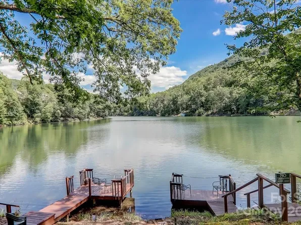 113 W Lake Dr S #403, Lake Lure, NC 28746