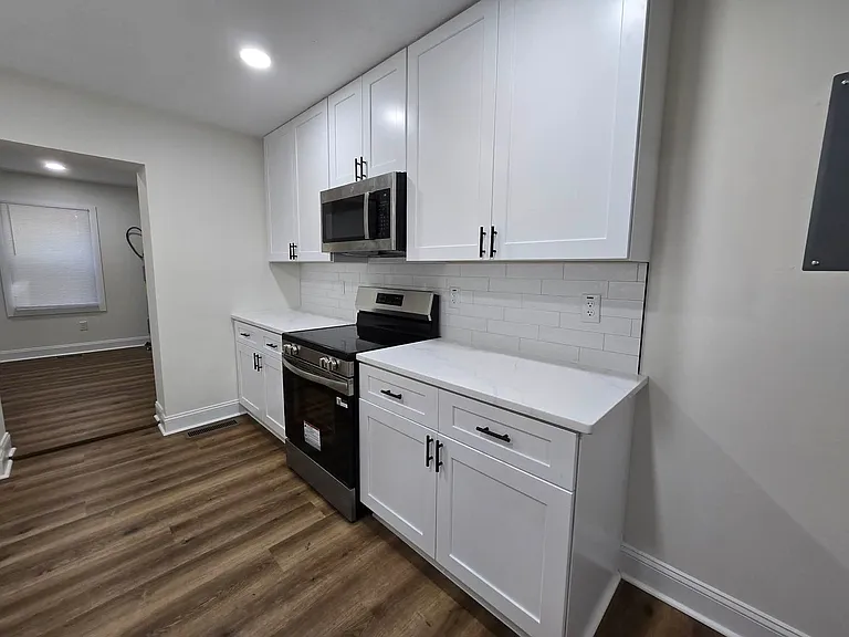 4909 Walnut Dr — Photo 11