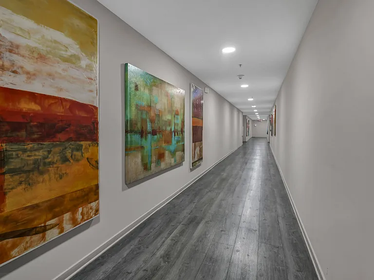 Vista Lofts — Photo 16