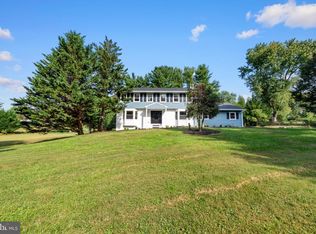 14004 Manor Rd, Phoenix, MD 21131