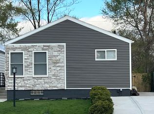 1747 McKinley St, Gary, IN 46404