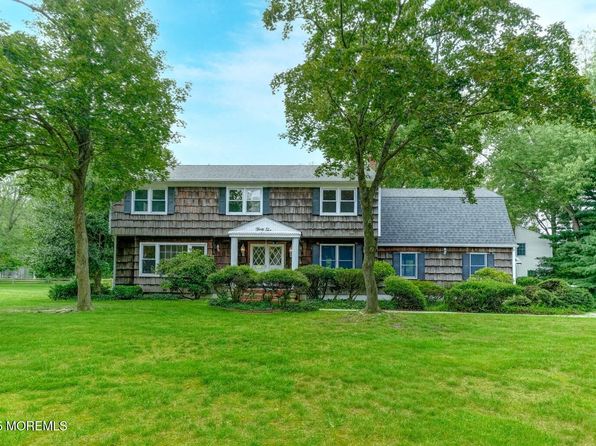 32 Woods Road, Freehold, NJ 07728