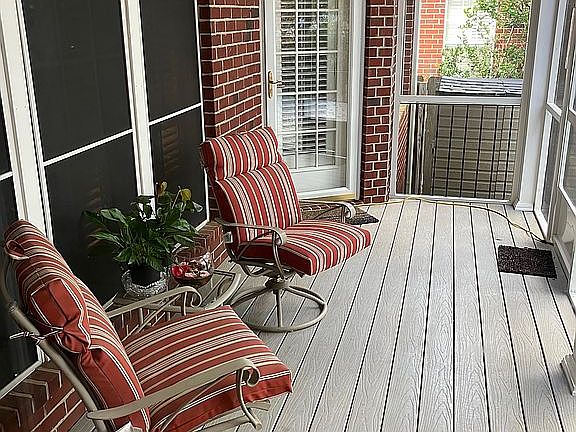 Screened Patio