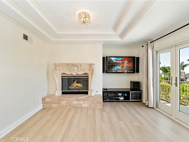 19 Santa Rosa — Photo 33