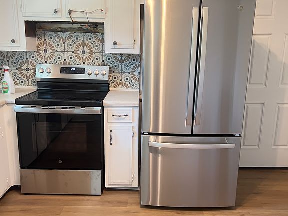 Newly Renovated Kitchen