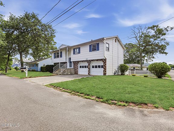3rd image of 853 Neptune Avenue