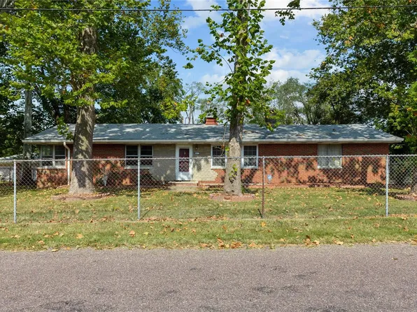 427 Ruth Ave, Cottage Hills, IL 62018
