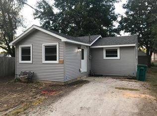 2221 W Kellogg Ave, Peoria, IL
