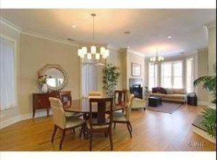 4043 N Greenview Ave, Chicago, IL 60613