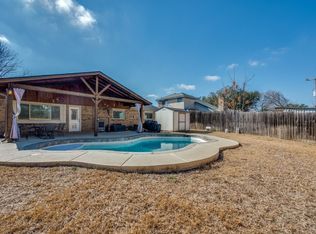 2418 Slaton Dr, Grand Prairie, TX 75052